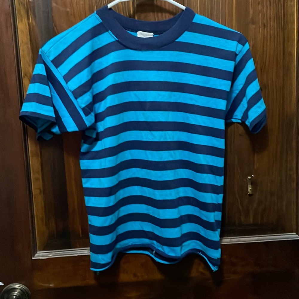 Lee/Blue and Navy Striped T-shirt/S